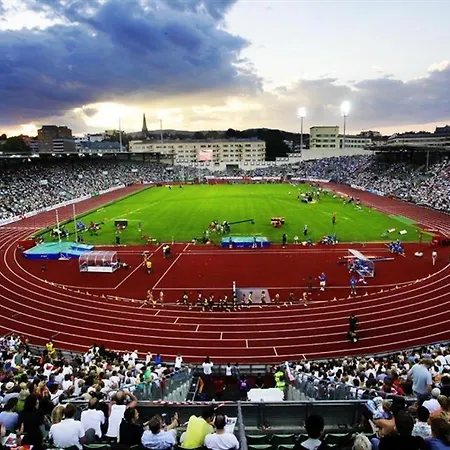 Happy Days Private In The Heart Of Bislett Oslo