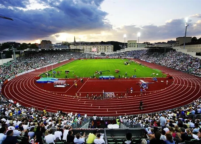 Happy Days Private In The Heart Of Bislett Oslo