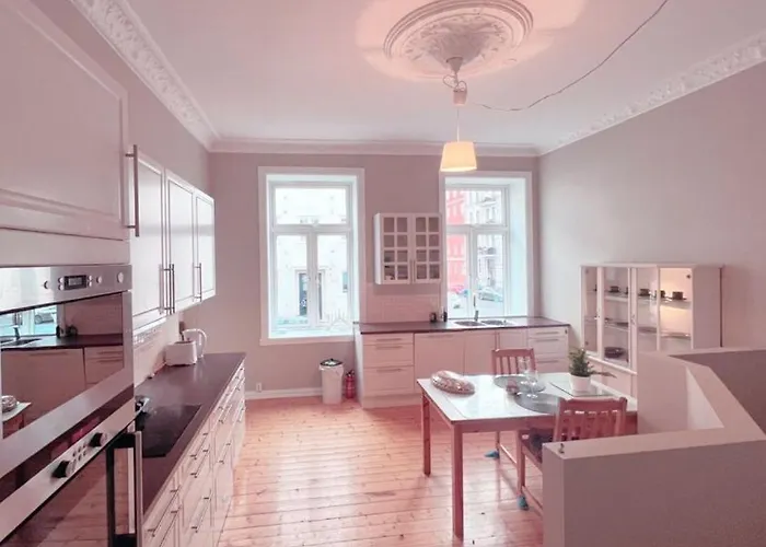 Happy Days Private In The Heart Of Bislett Privat overnatting Oslo